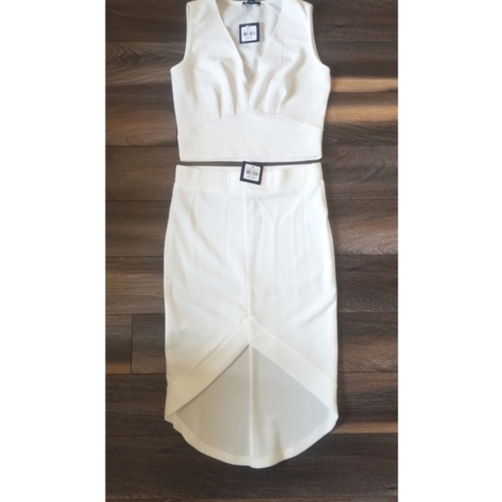 Urban Planet Sleeveless V-Neck Crop & Pencil Skirt Set